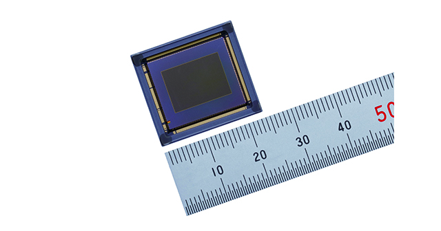 新開発のCMOSセンサー
