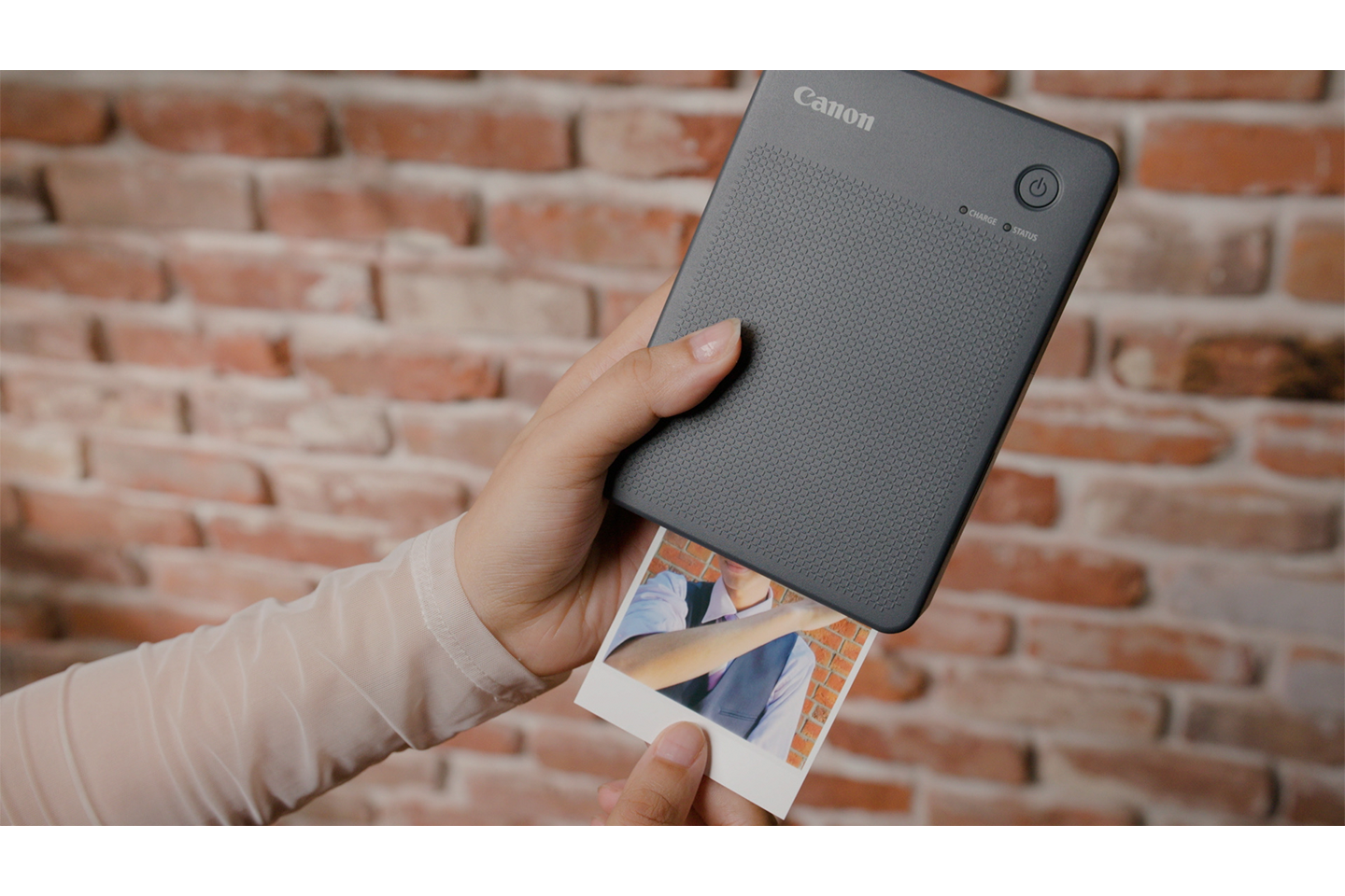 携帯性に優れたコンパクトフォトプリンター“SELPHY QX20”を発売