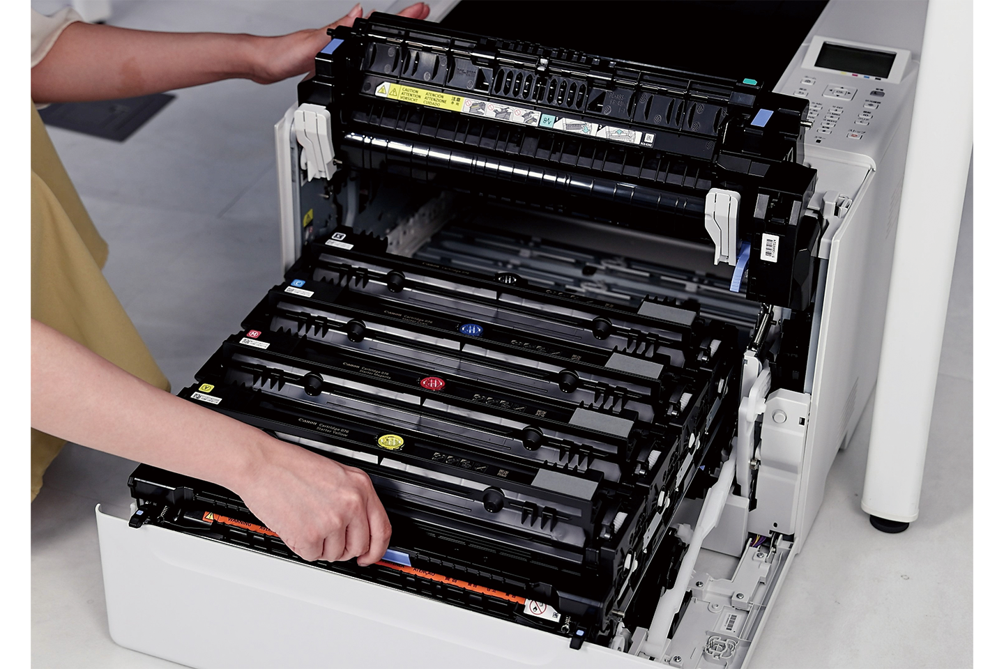 Canon Satera LBP8610 A3対応レーザープリンタ 通電確認のみ Canon Satera LBP8610 A3対応レーザープリンタ 通電確認のみ