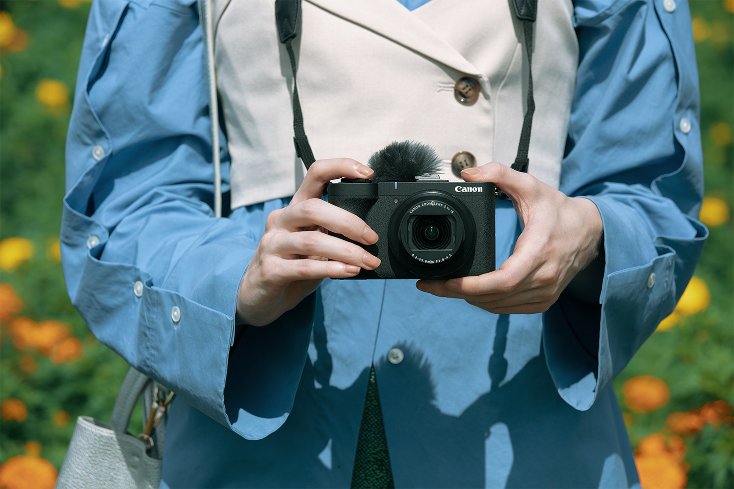 PowerShot Vシリーズ」のフラッグシップ機”PowerShot V1”を発売
