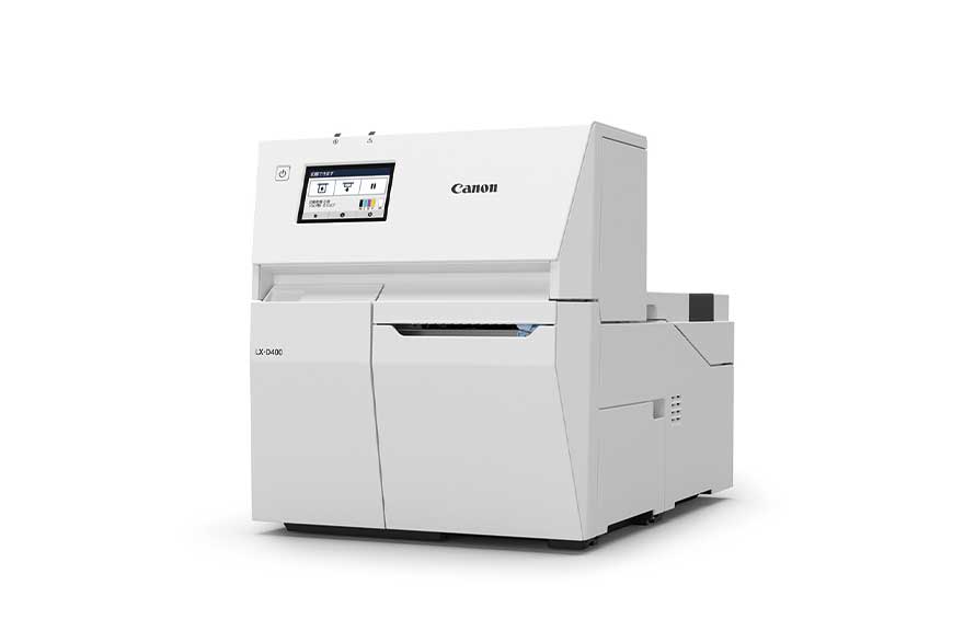 20251015a-2-kv.jpg?h=586&iar=0