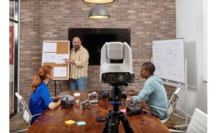 1台のカメラから複数映像を生成