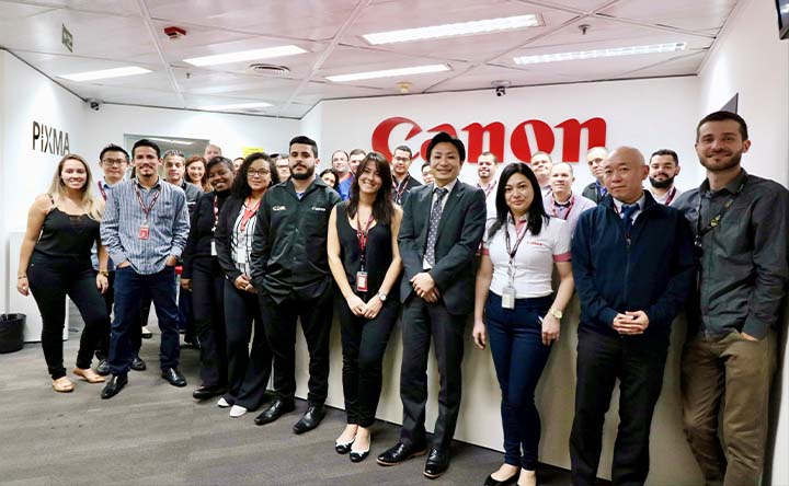 赴任先のブラジルで一緒に過ごした現地スタッフたち