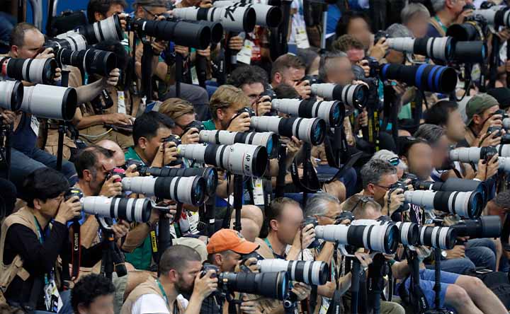 全神経を研ぎ澄ませ、一瞬を狙う各国のプロフォトグラファーたち 