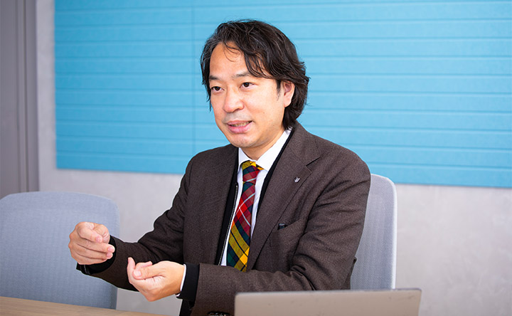 プリマジェスト ソリューションビジネス本部 蒲生 秀和