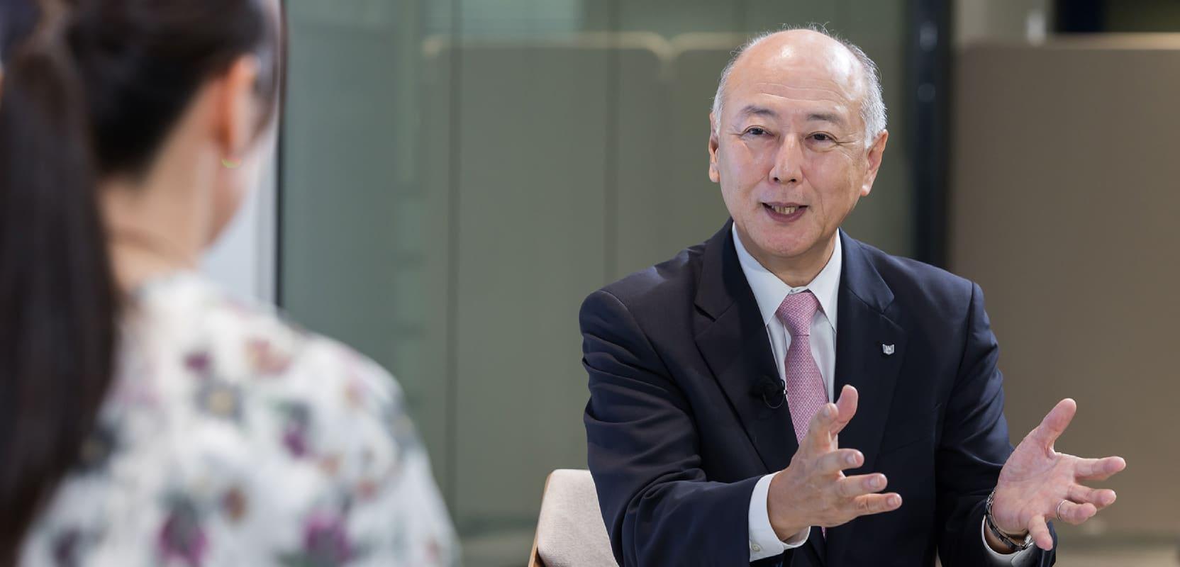 フォト:キヤノンマーケティングジャパン社長 足立 正親氏
