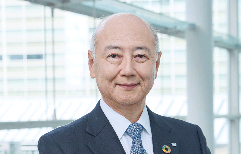 代表取締役社長 足立 正親