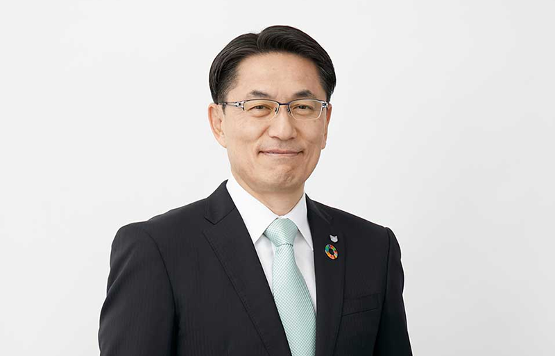 Vice-Chair of Sustainability Promotion Committee, Chair of Brand Strategy Committee Hatsumi Hirukawa